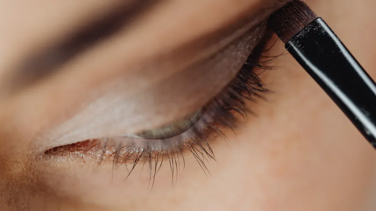 Types of Makeup Brushes for Eyes